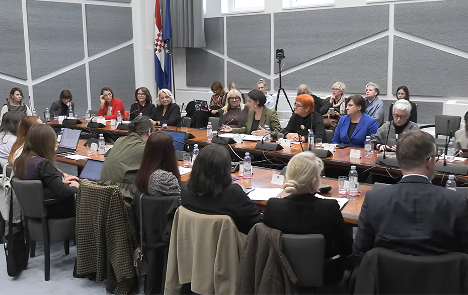 POTREBE ŽENA KOJE SU PREŽIVJELE NASILJE: OSTVARIVANJE SOCIJALNIH PRAVA I UNAPREĐENJE SUSTAVA SPECIJALIZIRANE PODRŠKE
